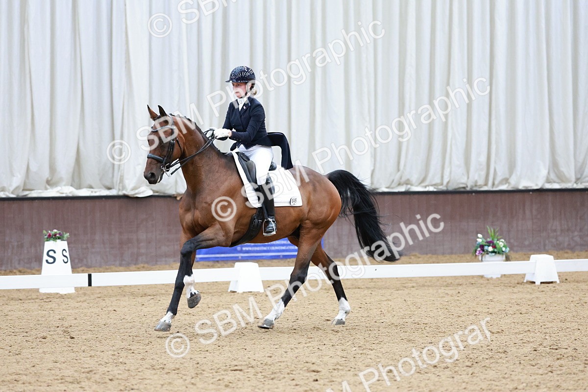 SBM_016111 - Class 5 - FEI INT II - 15.48-17.00