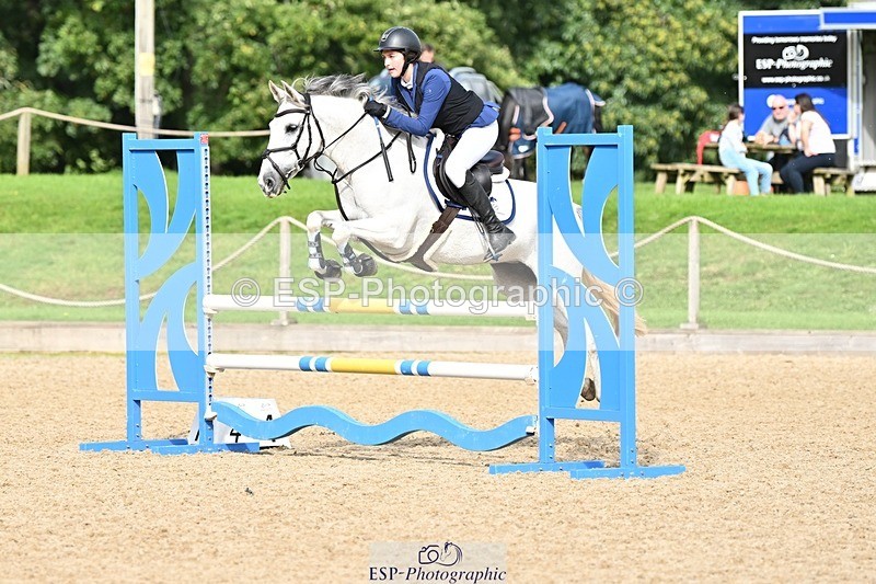 230930-114613-00383 - Cls 4 Pony Newcomers & 1m Open