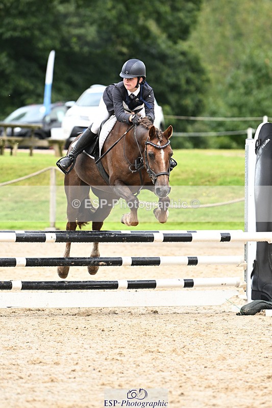 240824X-124008-25562 - 70cm Jump Off