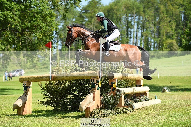 230527-111258-09127 - 303-JESMOND_RENARD-Susie_Berry-XC