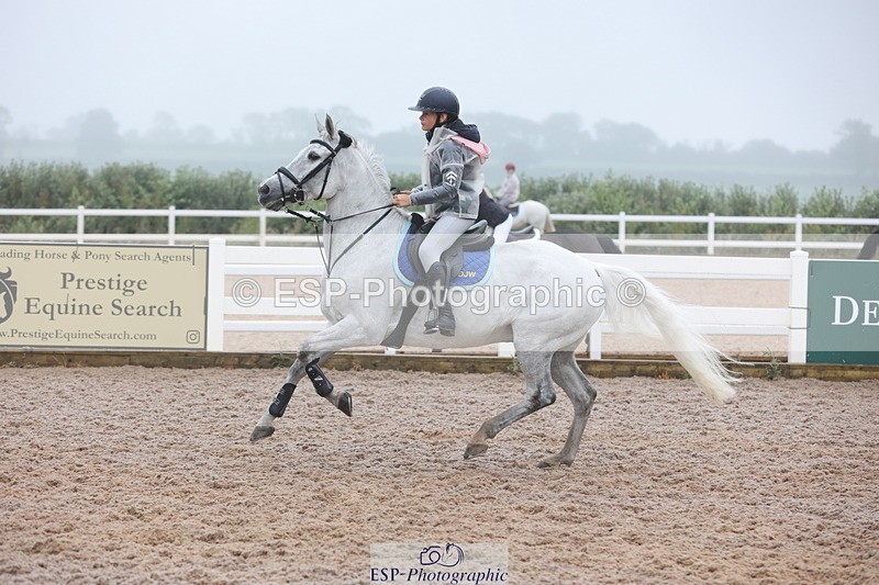 240630A-093301-11530 - Cls 30 British Novice and 80cm Open