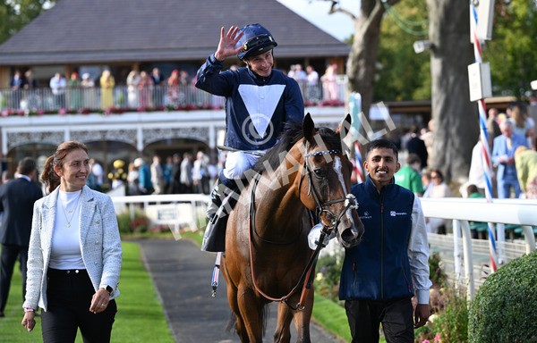 210825-258 Royal Velvet - Race 7 5.20pm British EBF Fillies' Handicap