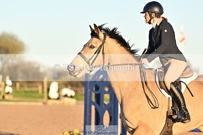 250401-185813-00853 - 90cm Classes