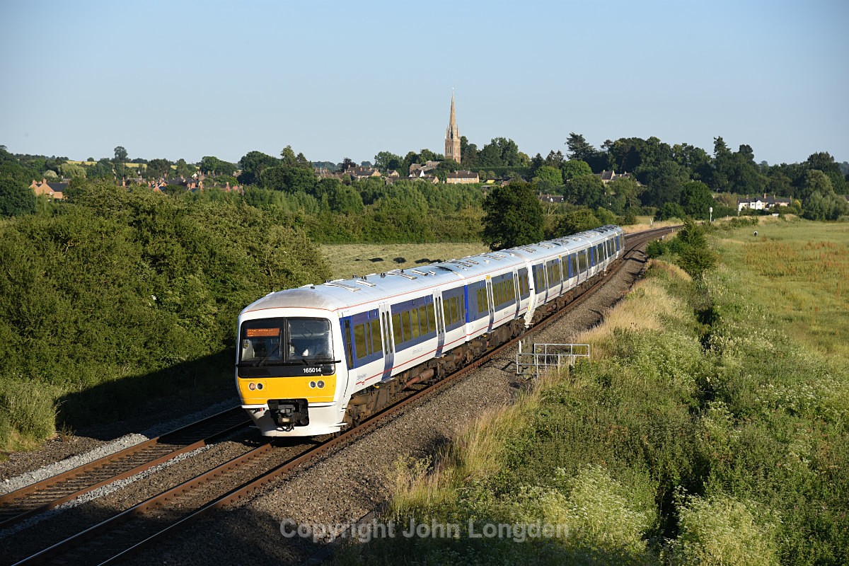 JL - 26.6.18 165014 1U54 1821 London Marylebone - Banbury Kings Sutton - Chiltern Routes (north to south)