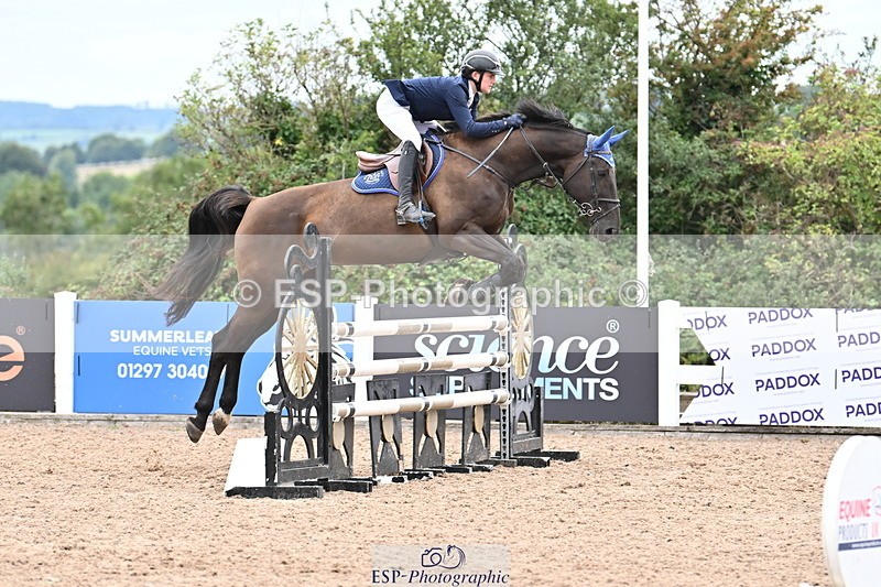 250820B-124756-00608 - Cls 4 Newcomers and 1.10m Open