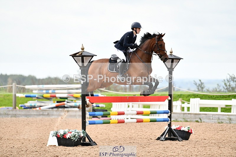 240915A-124518-09976 - Cls 27 Snr 1.05m & 1.10m GP