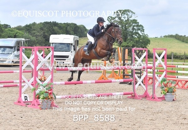 BPP_8588 - CLASS 19 SUN Pony Foxhunter/ 1.10m Open