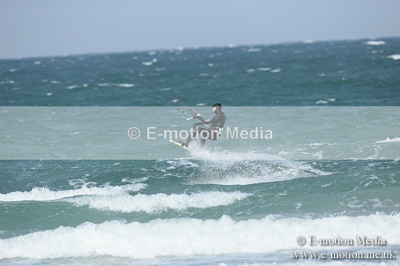 KS 020413-247 - Kite Surfing
