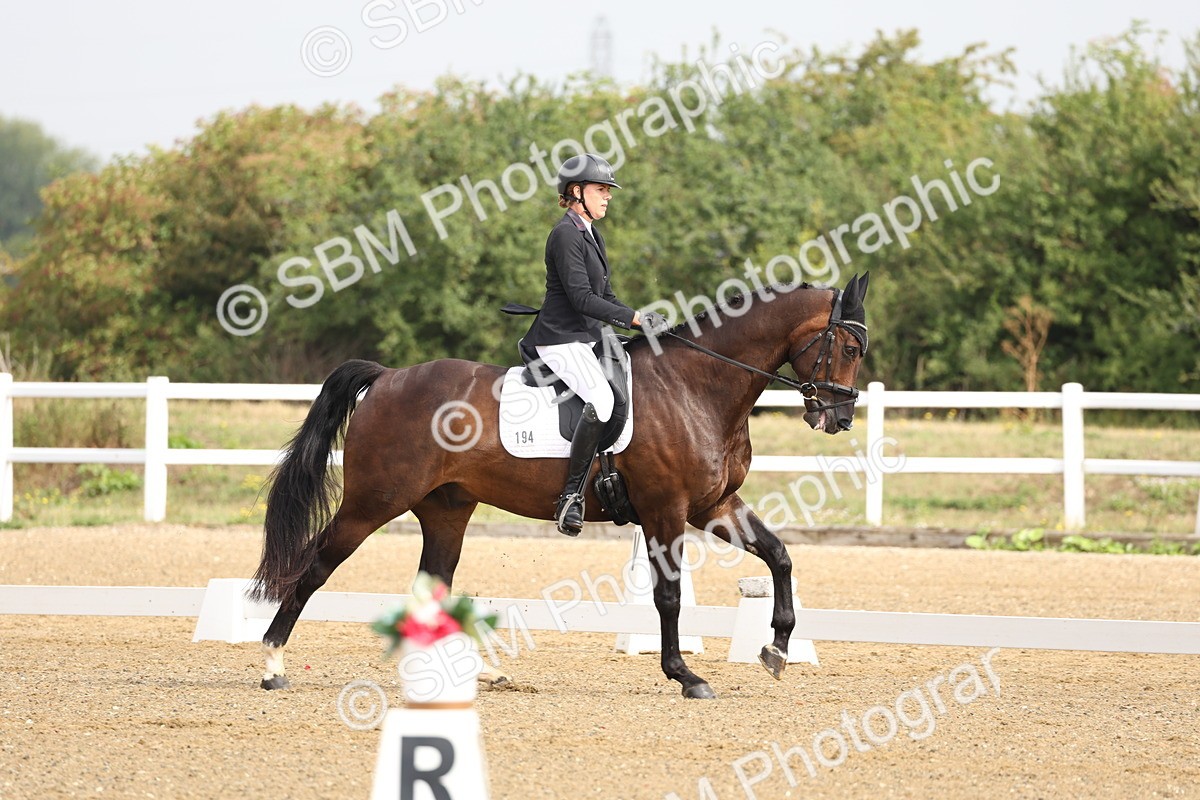 SBM_005413 - Class 6 - Novice 6 - 9.30-10.12