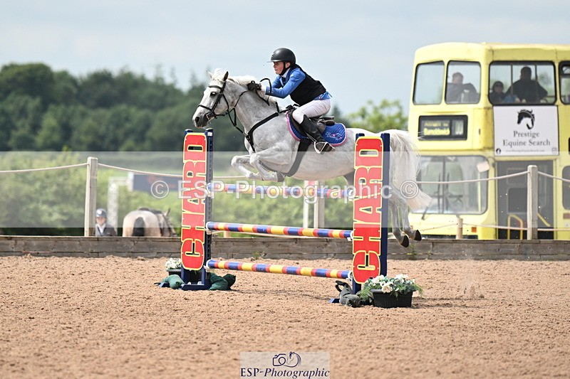 240630A-144426-14468 - Cls 25 HOYS 138cm Jump Off and Presentations