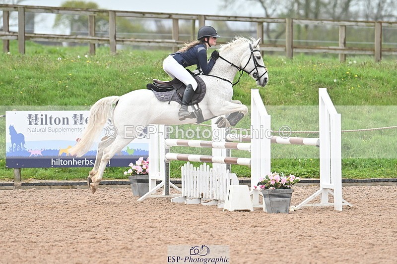 240505A-122117-05034 - Cls 4 Blue Chip Pony Newcomers & 1m Open