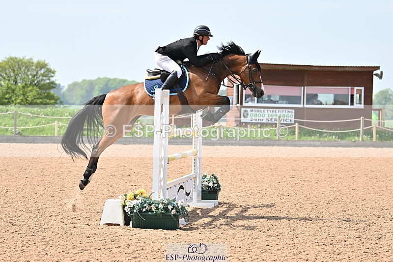 240510A-141338-07973 - Cls 23 Talent Seeker Inc 7yr old 14.10 to Finish