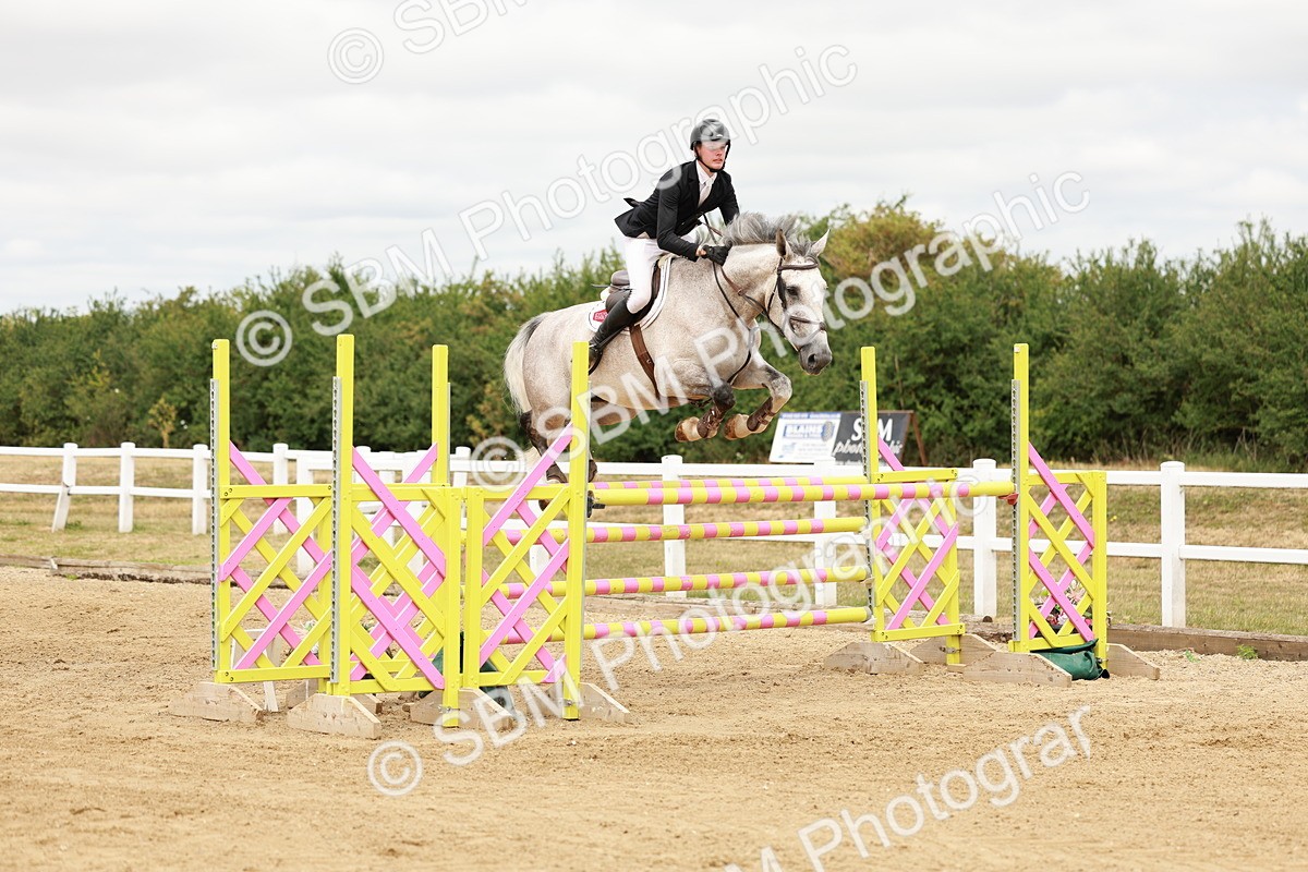 SBM_017431 - Class 21 - Senior Newcomers Championship 2d Rd