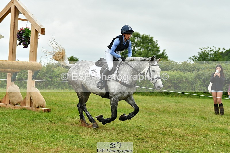 250524A-125732-10472 - B-357-Rosalind.Canter-ARMSCOTE.EXPLORER