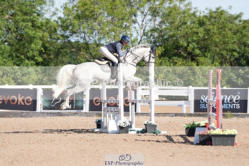 250802-093014-08340 - Cls 19 British Novice and 90cm Open