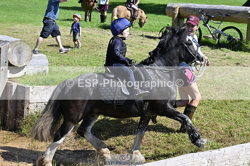 240728B-111549-01336 - Gemma's Group XC