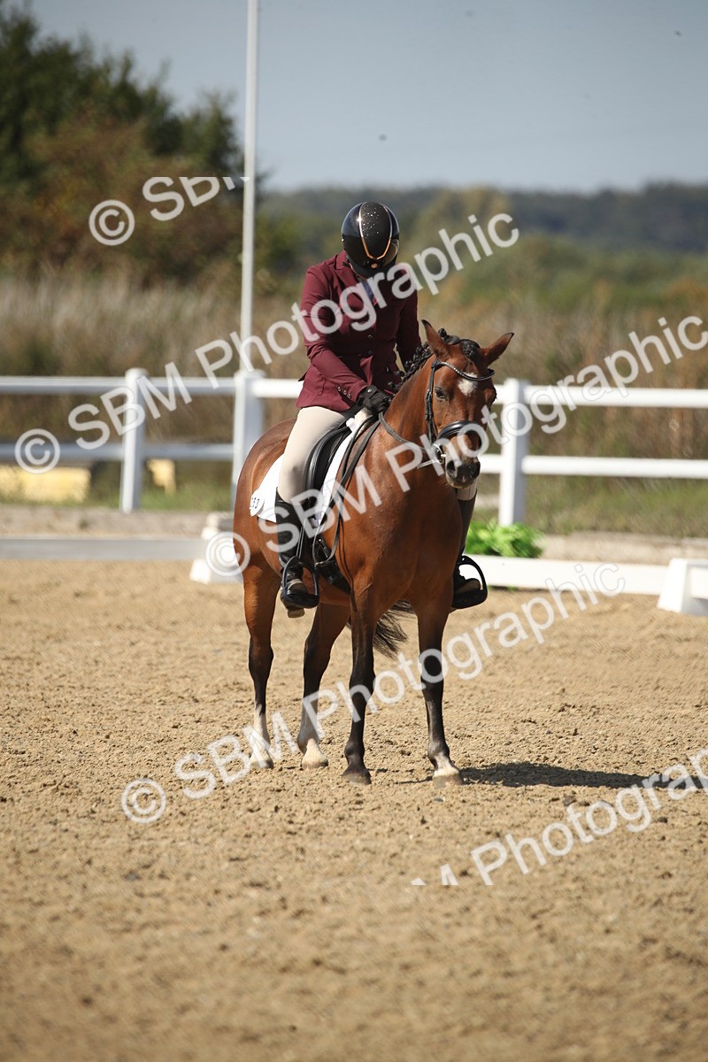 SBM_005827 - Class 11 - Novice 5 - 13.19-14.22
