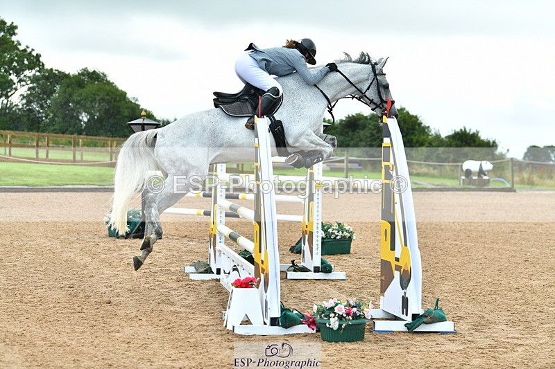 230723A-093645-10598 - Cls 4, 2 Star Small 1.30m