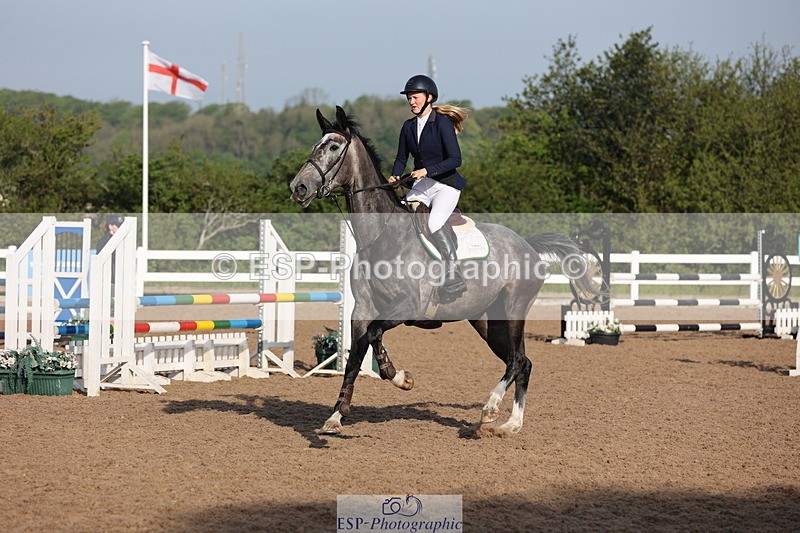 240510A-081247-04128 - Cls 13 British Novice and 90cm Open