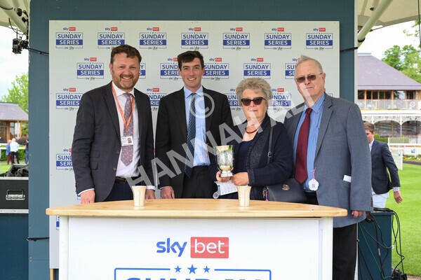 yr22052022r1-40 - Race 1: 3:30pm Sky Bet Sunday Series Apprentice Stakes