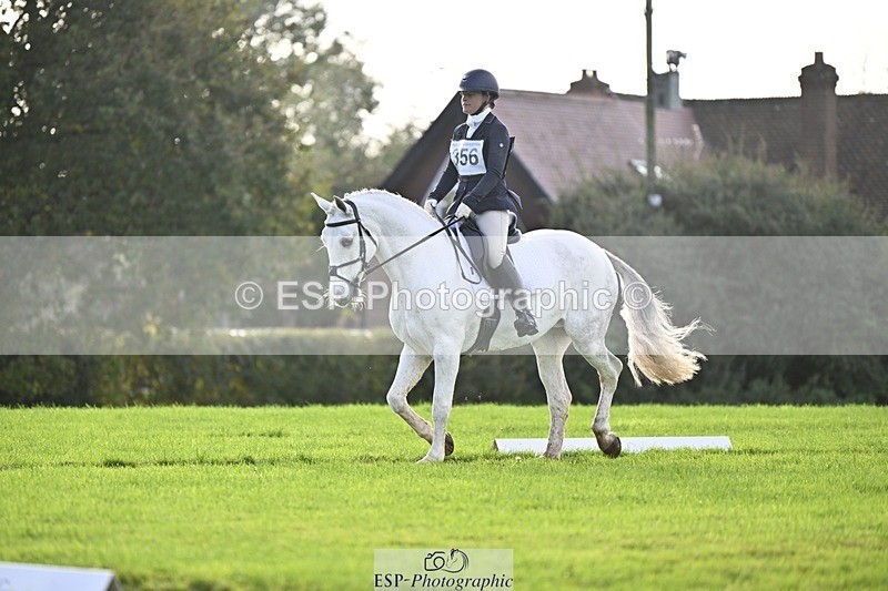 241025-100205-05676 - 356-Demelza.Barnes-GRAGEELAGH.BLUEBELL