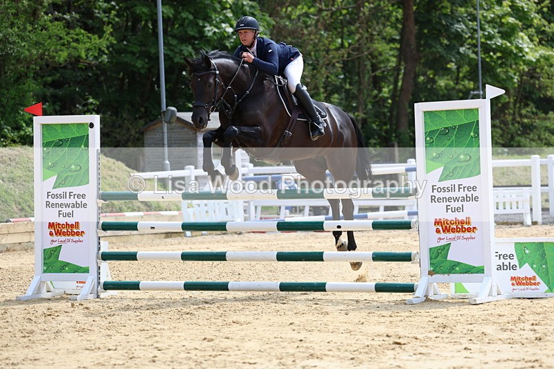 3E7A7023 - Class 7: Senior Newcomers/1.10m open