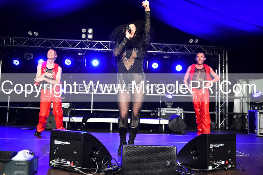 SH4_6659 - The Cher Experience