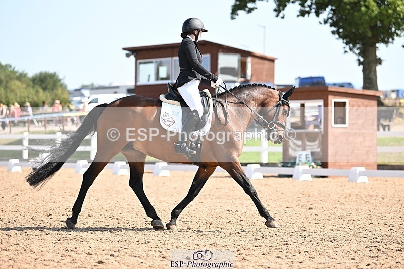 250816-110402-03498 - 069-Lucinda.PaullImperatrix