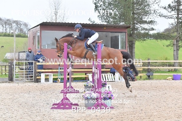 BPP_0439 - CLASS 4 FRI Senior Newcomers/ 1.10m Open