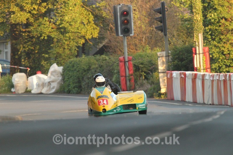 IMG_5708 - Thursday Practice - TT 2013 Side Car