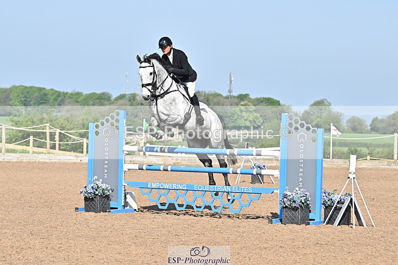 240509A-092520-00545 - Cls 8 Foxhunter