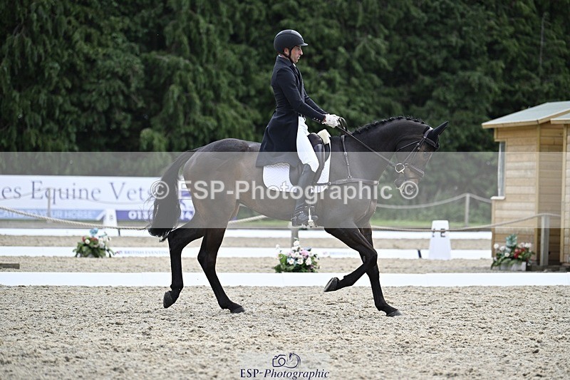 000101-190718-03860 - 426-VISCOUNT_VIKTOR-Tim_Price