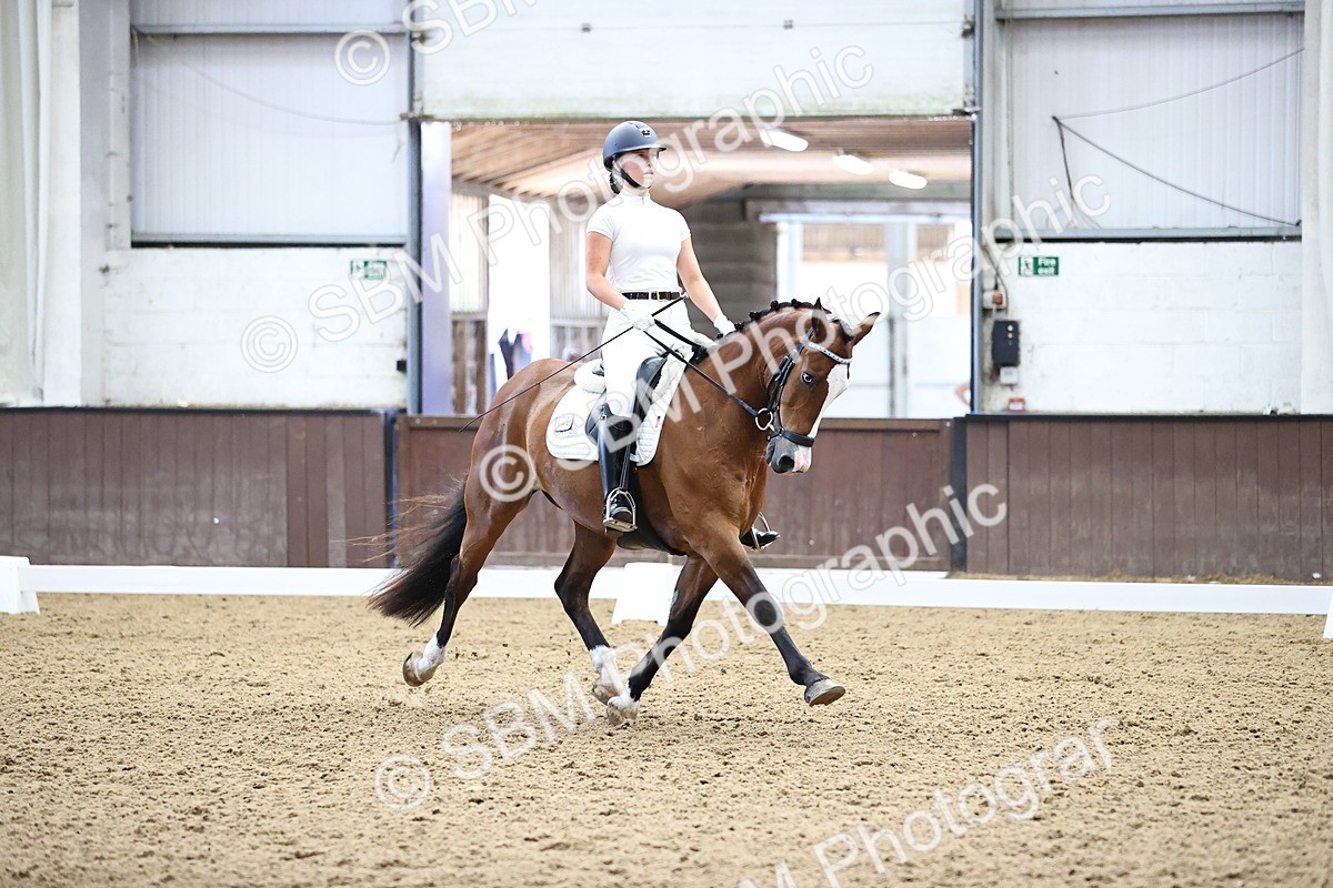 SBM_000539 - Novice 4 Warm Up
