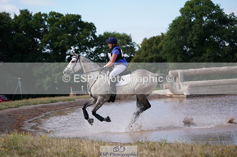 250802A-102838-01396 - A-006-Sarah.Morrison-QUALITY.STEP.ON