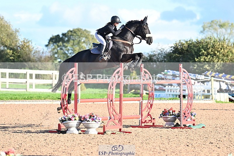 231014A-182230-06556 - Cls 21 National 1.30 & 1.40m Open