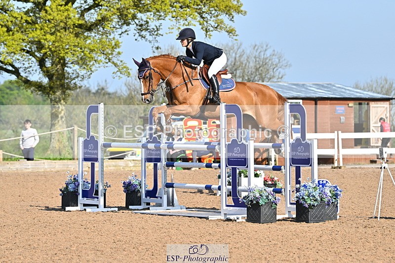 240509A-090504-00425 - Cls 8 Foxhunter