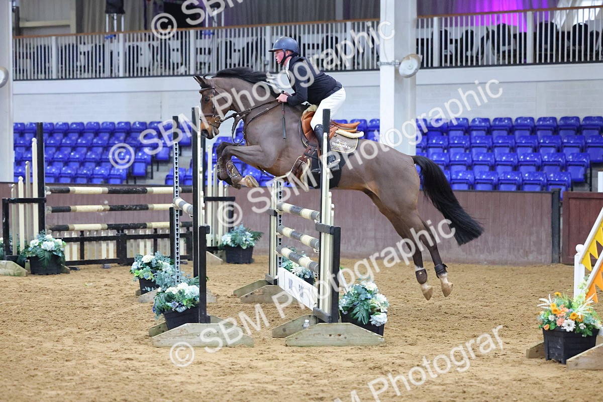 1I0A4851 - Class 9 - Senior Newcomers/ 1.10m Open