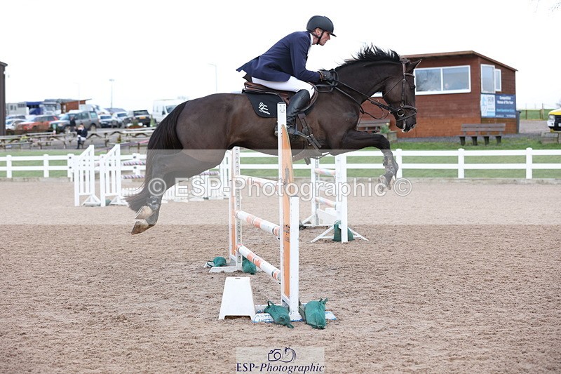 240223A-124404-01199 - Cls 5 Newcomers and 1.10m Open