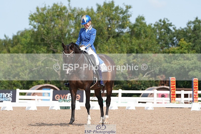 250815-111218-00767 - 012-Natasha.Collings-CostelloDovevale.Tender.Dove