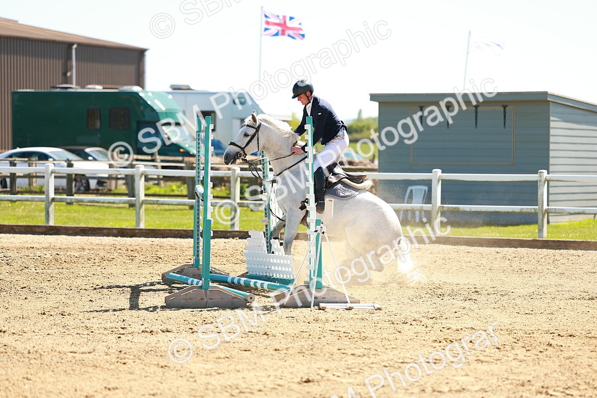 SBM_001675 - Class 5 - Senior Foxhunter - 1.20m