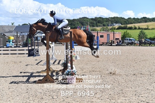 BPP_6945 - CLASS 7 Senior Foxhunter/ 1.20m Open
