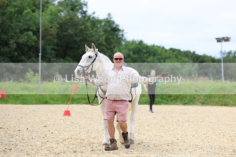 3E7A0144 - Egg and Spoon