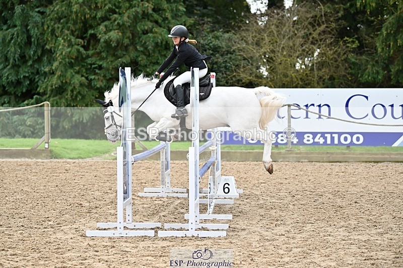 230930-110005-00240 - Cls 3 Pony Discovery & 90cm Open