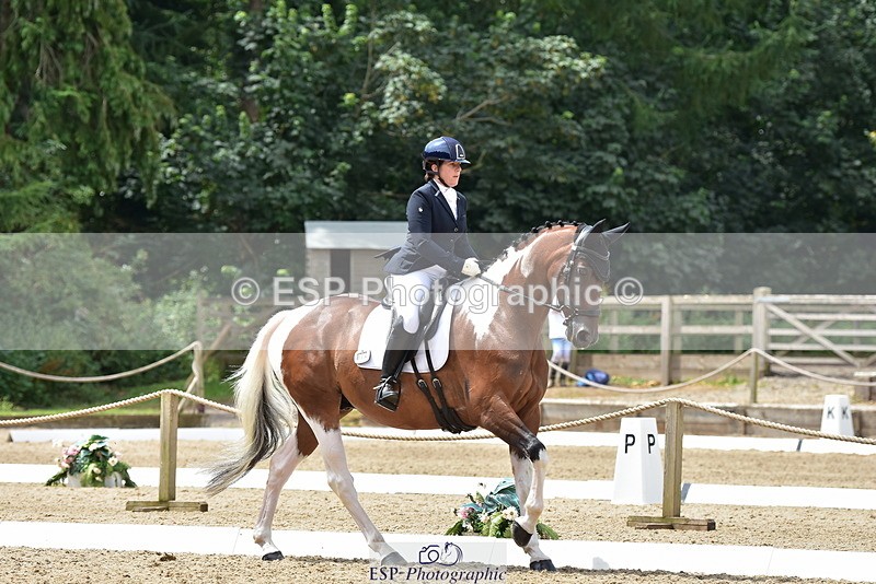 250719A-124828-05735 - 074-Victoria.Hamlyn-White-Langaller.Tarak