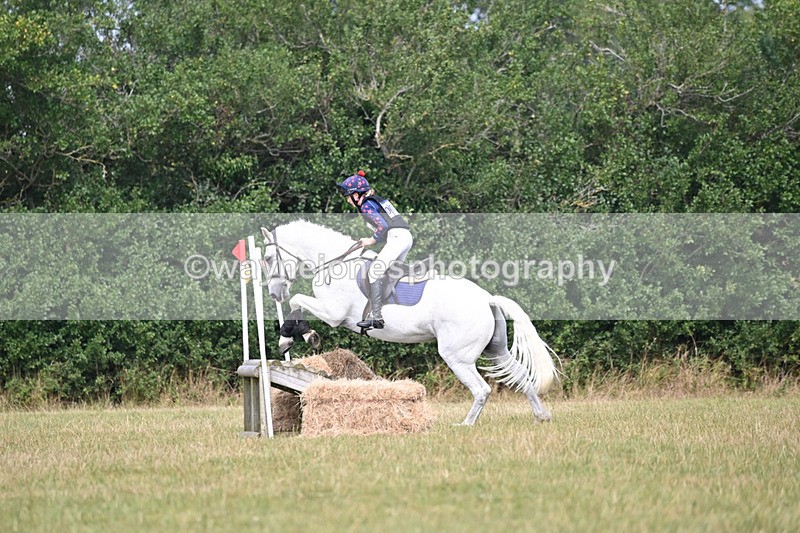 WJ6_1113 - 60cm XC Time 12:34 to 12:54