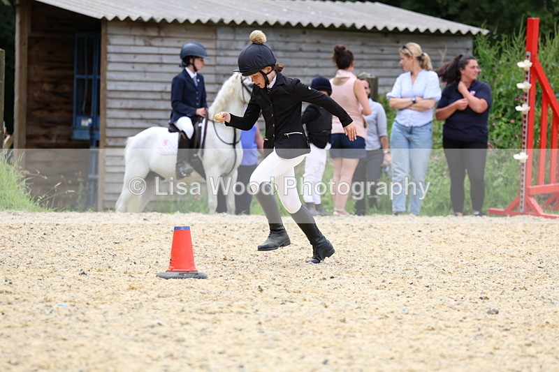 3E7A0054 - Egg and Spoon