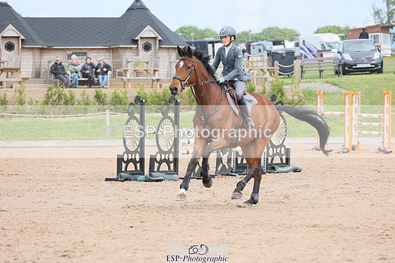 250525-112523-07829 - Cla 27 A&B 1.05 & 1.10m Snr Gran Prix