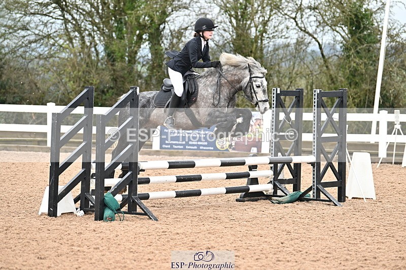 240309A-100542-00016 - Cls 1 Pony Intro 70cm