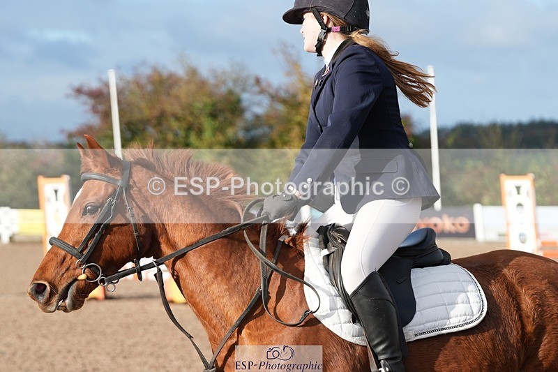 251025-102843-00052 - Chard 25th & 26th Oct BS Juniors/COH/Club/schools unaffiliated showjumping