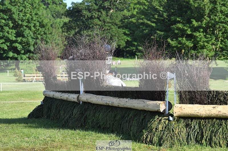 230527-180707-14060 - 170-MIND_OVER_MATTER-Lea_Boulesteix-XC